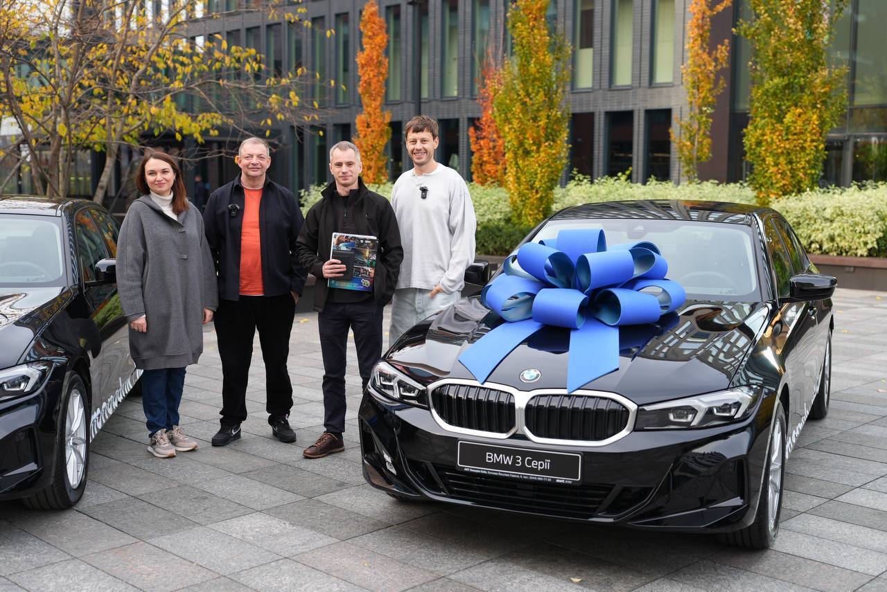 "Сумасшествие закончилось на прекрасной ноте": monobank официально и торжественно вручил награды победителям "Лимонной лихорадки"