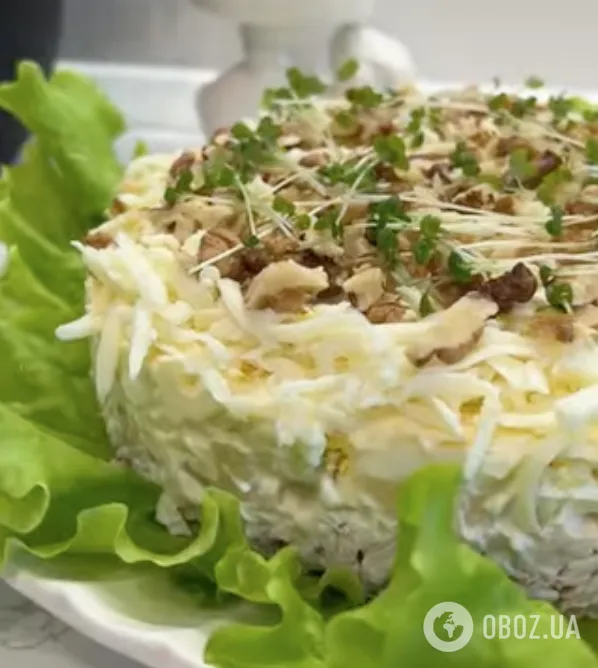 Салат "Анастасія" для святкового столу: ділимося простим рецептом ефектної страви