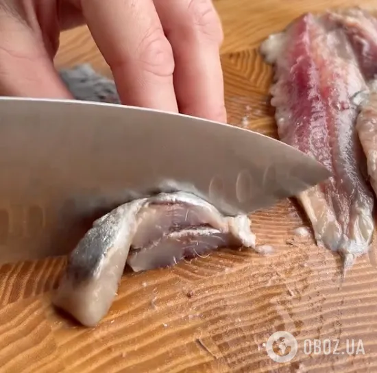 Вкуснее, чем красная икра: полезная закуска из сельди для праздничного стола