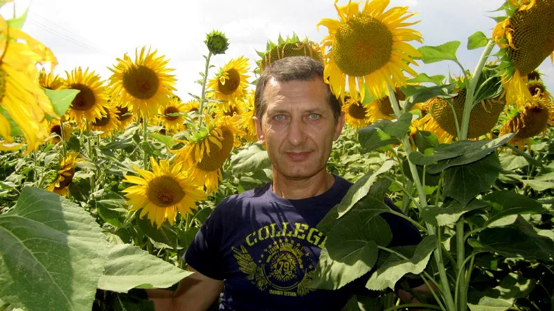 Перед смертю просив дружину покласти в труну два прапори: історія зірки "України має талант", якого вбили пострілом у спину на Євромайдані