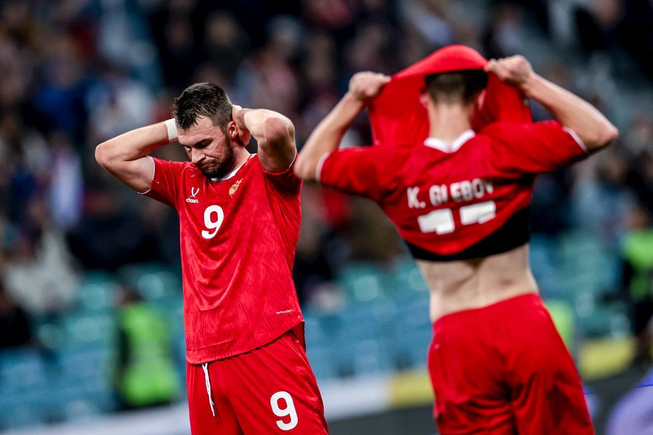 "Нас Украина порвет в Москве": в России устроили истерику после фиаско сборной РФ по футболу