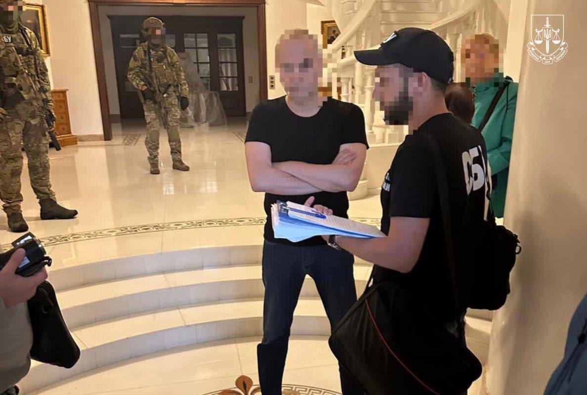 Новый год встретит за решеткой: суд продлил меру пресечения Шуфричу, которого подозревают в государственной измене. Фото