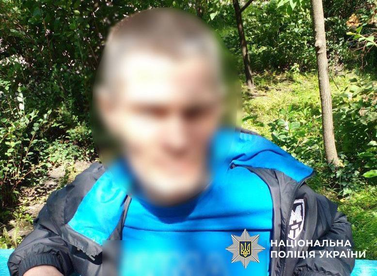 В Киеве двое мужчин избили адвоката и ограбили его. Подробности дела и фото