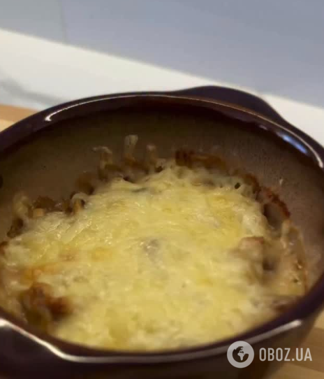 Смачний жульєн з куркою та грибами на вечерю: ділимось елементарним рецептом