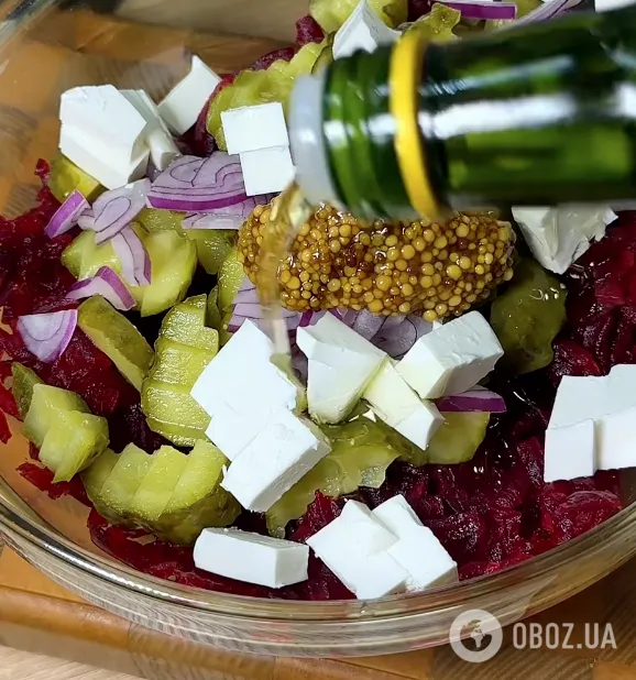 Корисний і смачний салат із буряка на кожен день: потрібно просто все нарізати