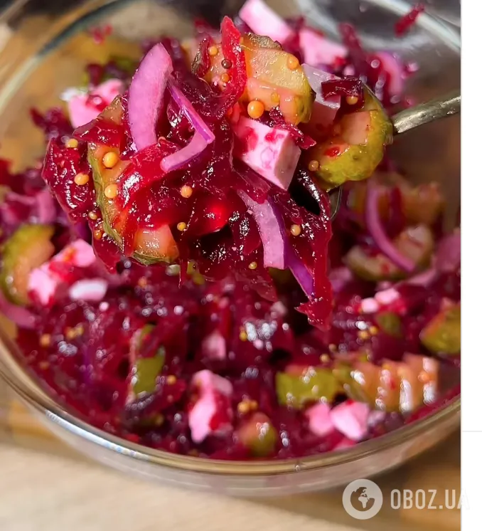 Корисний і смачний салат із буряка на кожен день: потрібно просто все нарізати