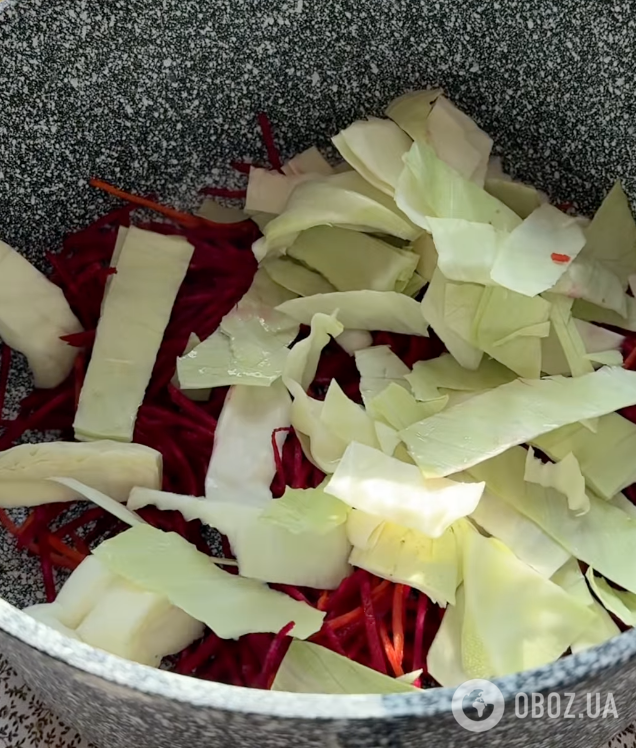 Хрустящая капуста "Пелюстка" без неприятного запаха и лишних усилий: делимся рецептом полезной закуски