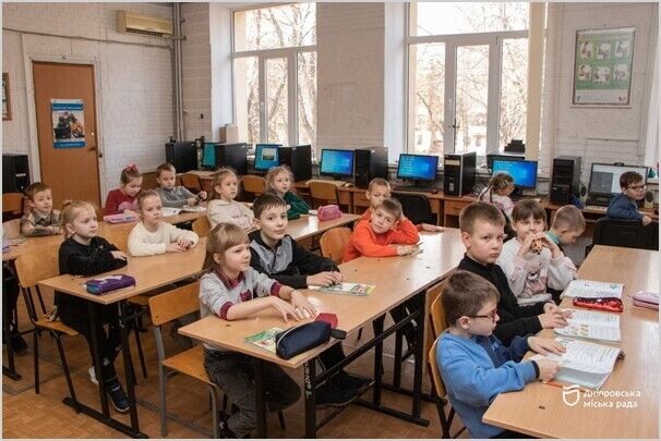 Днепр позаботился, чтобы дети имели возможность учиться и во время длительных отключений света