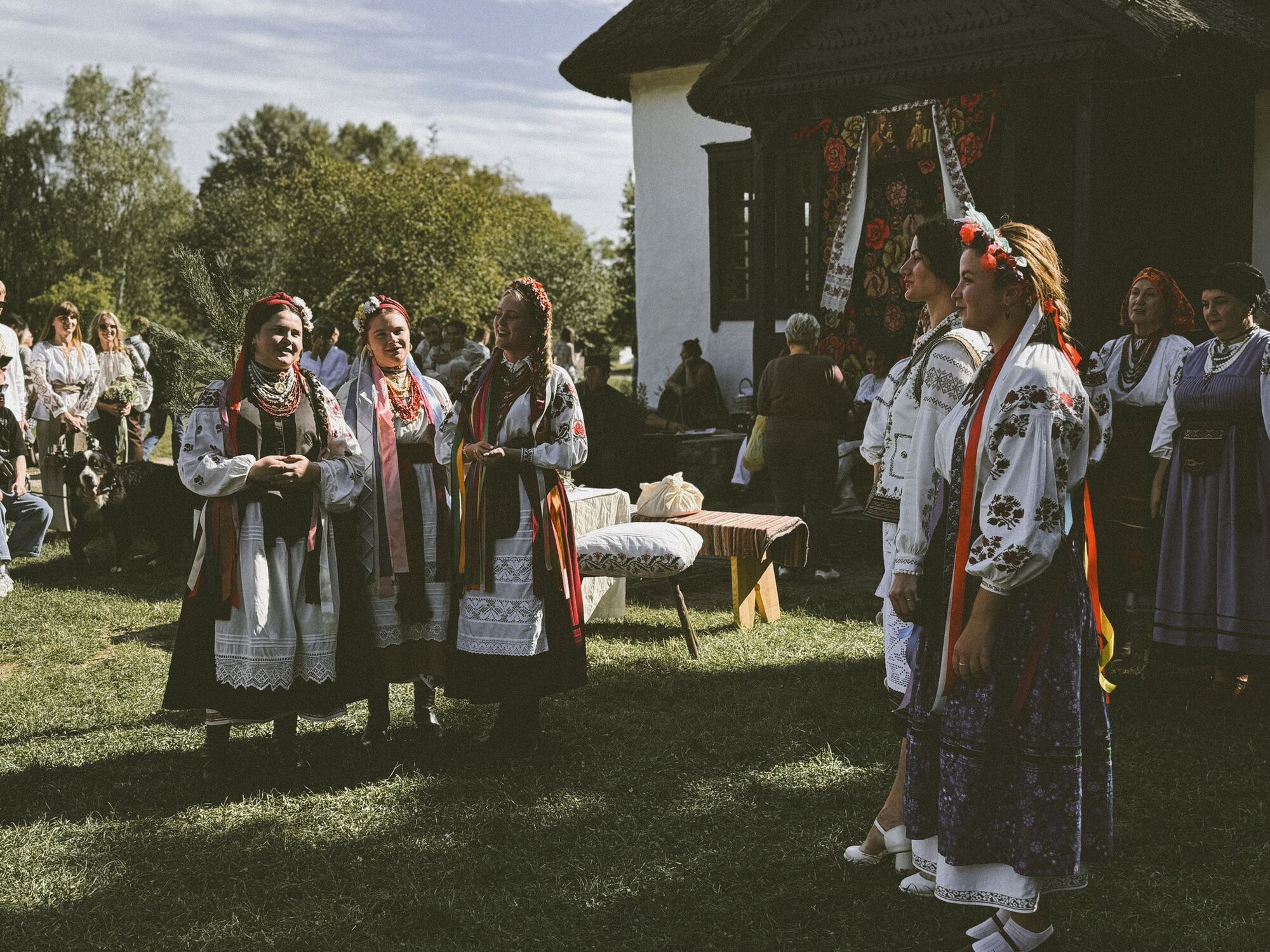 Що відомо про нову зірку TikTok, виконавицю вірусного "Не п’яна – закохана": тато на фронті, наставниця з "Голосу країни" та раптова популярність