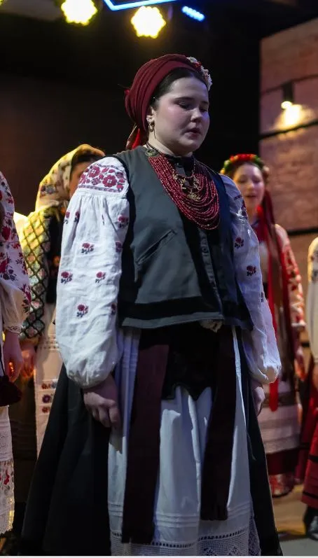 Що відомо про нову зірку TikTok, виконавицю вірусного "Не п’яна – закохана": тато на фронті, наставниця з "Голосу країни" та раптова популярність