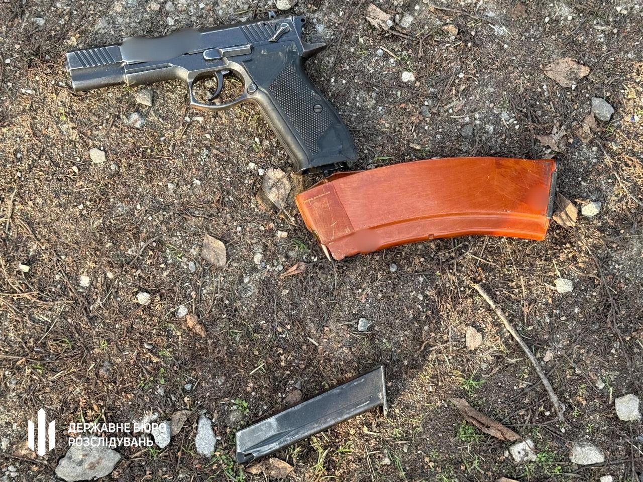 На Запоріжжі нетверезий поліцейський відкрив стрілянину по військових: троє отримали поранення