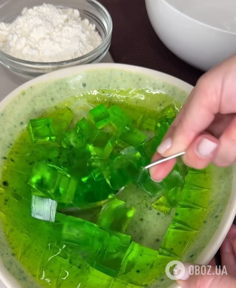 Шоколадные блины "Битое стекло": как приготовить оригинальный десерт на Новый год