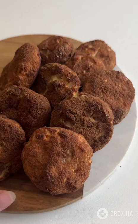 Елементарне печиво з яблуками та корицею до чаю: впораються навіть діти