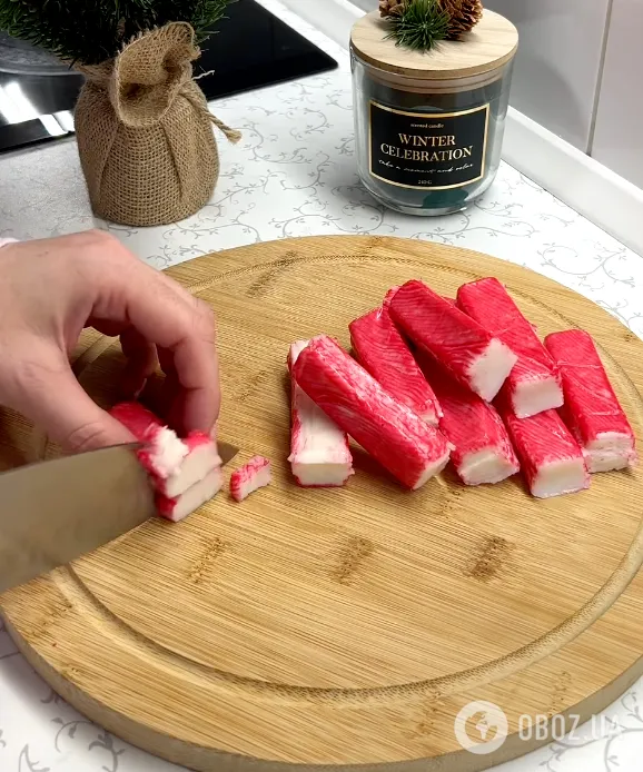 Легка крабова закуска для новорічного столу: готується 5 хвилин