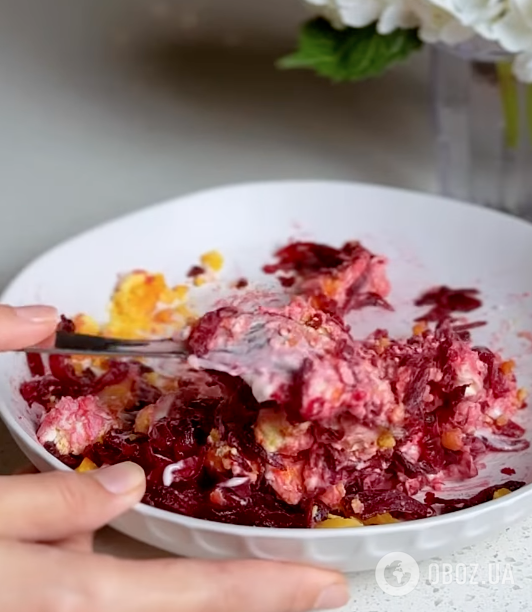 Фаршированные яйца "Шуба" для новогоднего стола: делимся рецептом бюджетной закуски