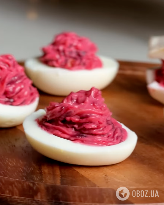 Фаршированные яйца "Шуба" для новогоднего стола: делимся рецептом бюджетной закуски