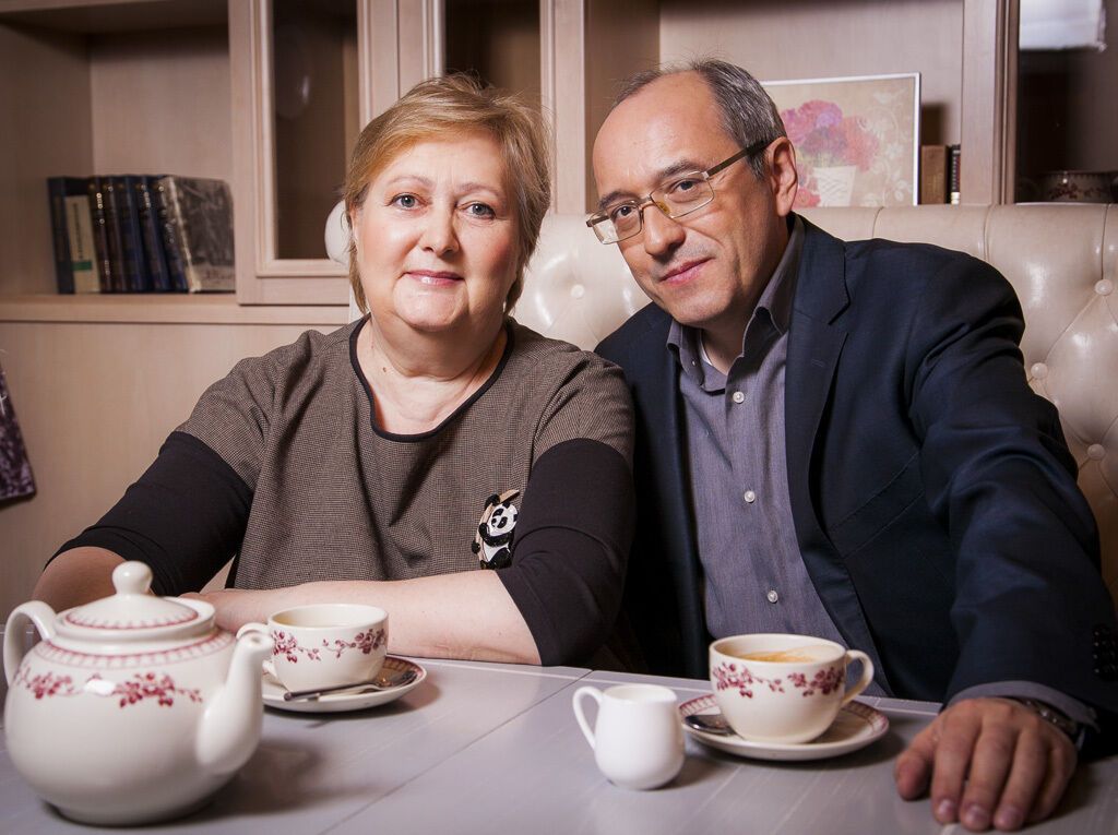 В России за "фейки" об армии сажают парикмахеров и даже известных кулинаров: на сограждан доносы пишут соседи и блогеры