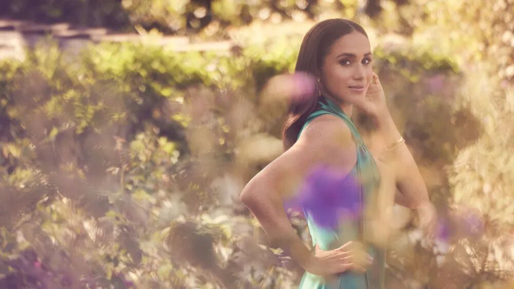 Меган Маркл обвинили в краже платья за $1700: как она отреагировала на упреки