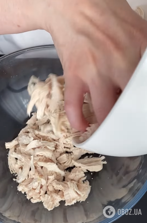 Майонезный салат с курицей и ананасами на Новый год: беспроигрышный рецепт для праздничного стола