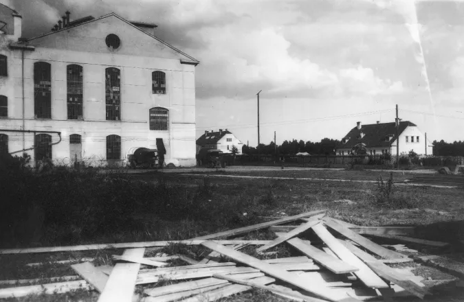 Дуже рідкісні кадри: Львів показали на столітніх фото