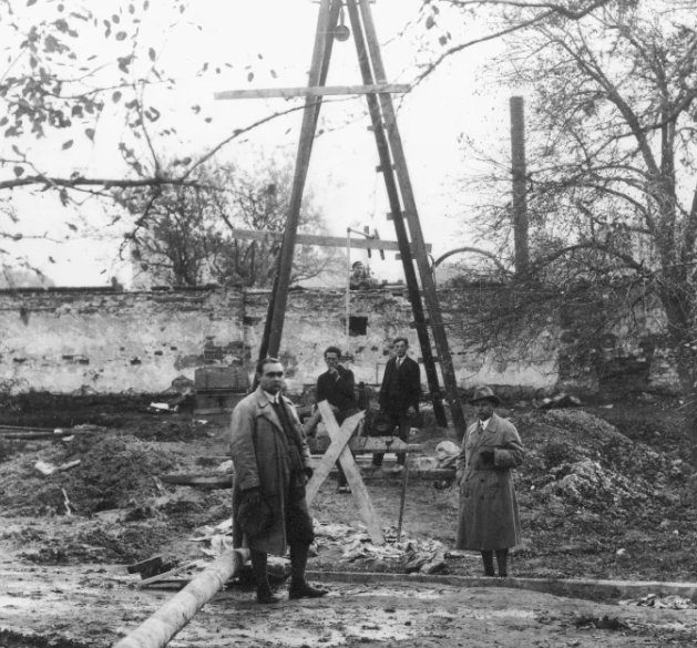 Дуже рідкісні кадри: Львів показали на столітніх фото