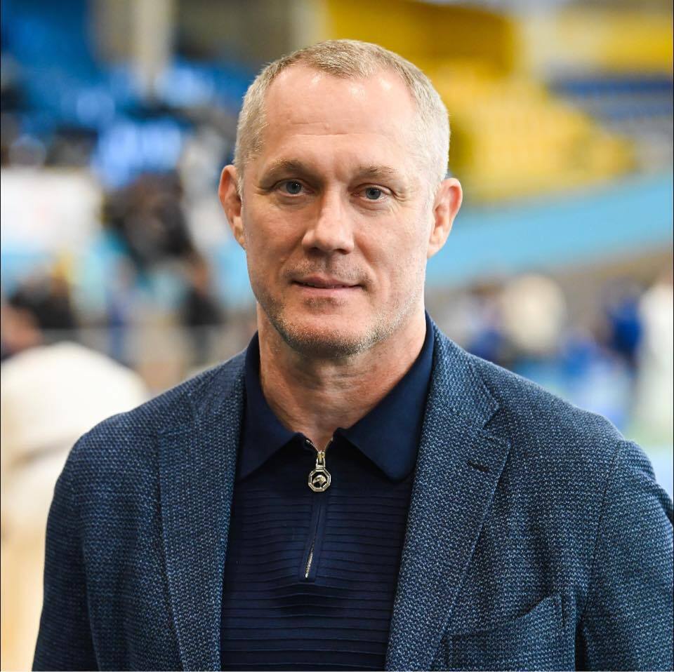 Пока РФ стирает с лица земли города: Украина категорически отреагировала на позорное решение вернуть российский флаг на соревнования