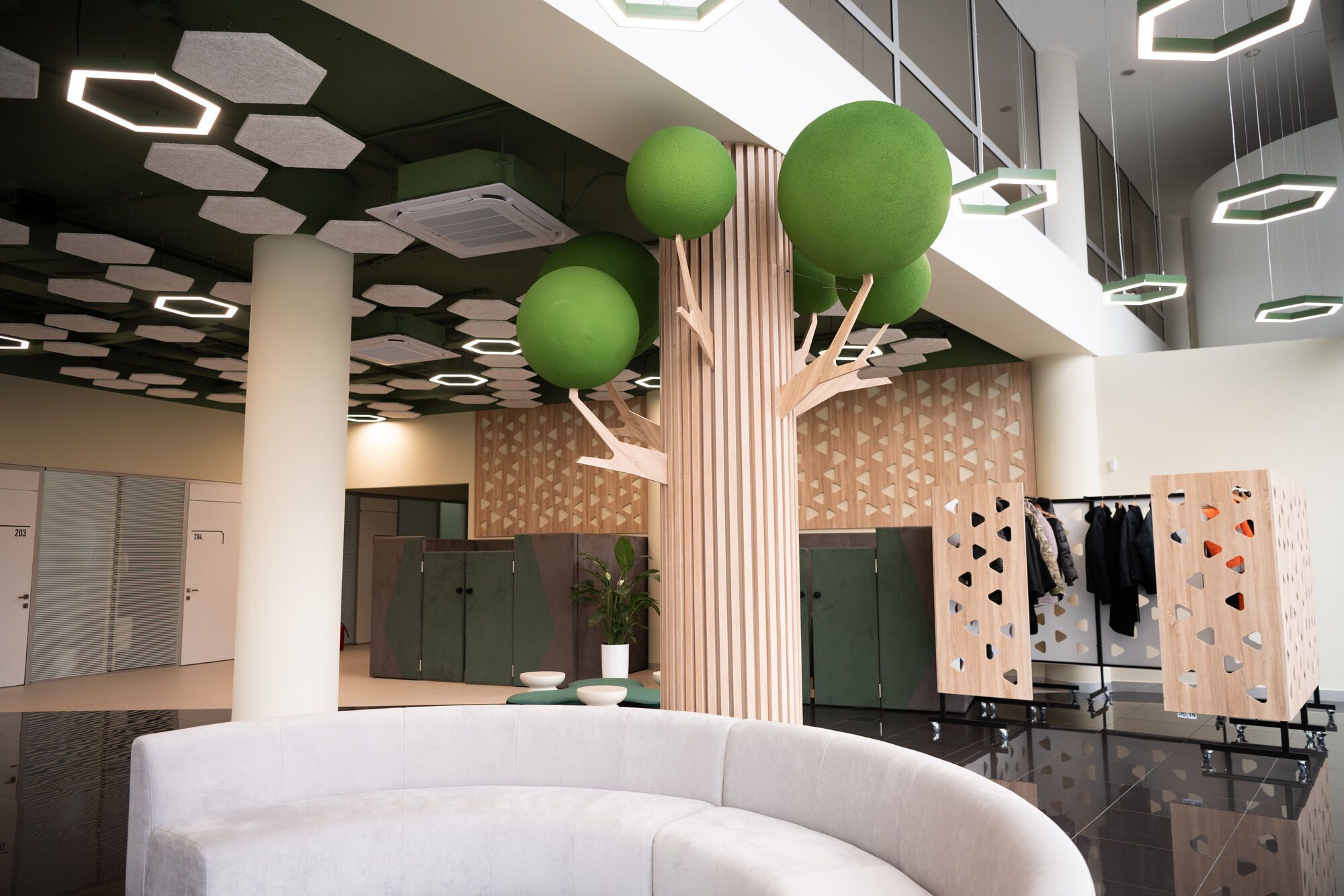 Комфорт для дорослих, спокій для дітей: медичний центр Garvis у Дніпрі пропонує широкий спектр послуг