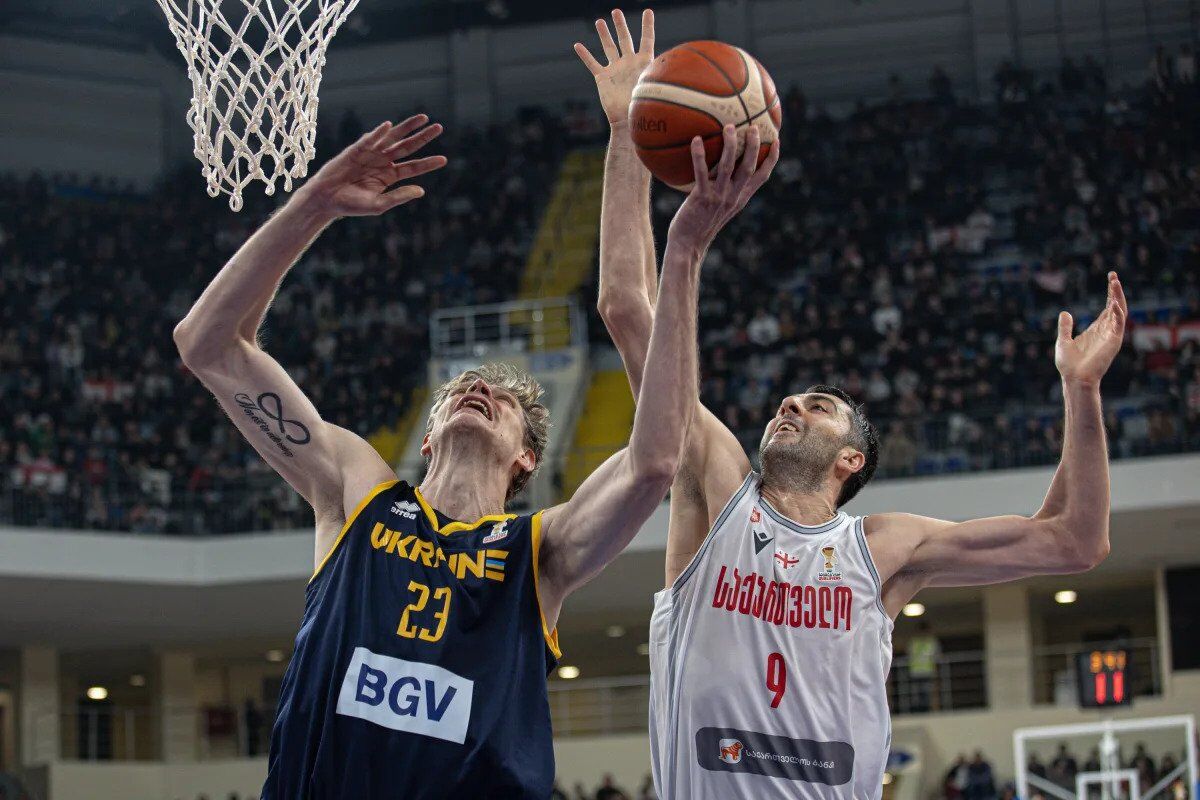 "Это долг стране": как Украина обыграла 8-ю команду Европы на старте отбора на ЧМ по баскетболу. Фоторепортаж