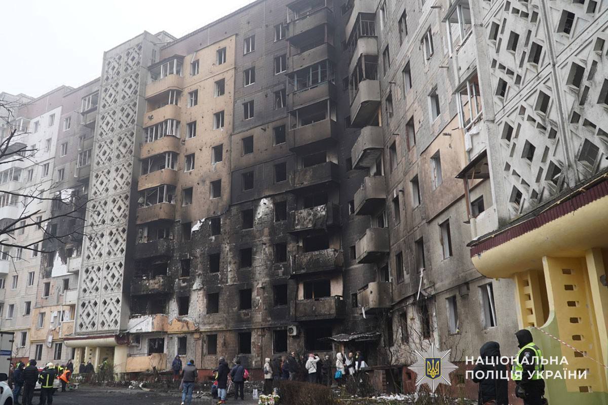 "Її мама загинула, сестричка досі в лікарні": у Тернополі померла 12-річна дівчинка, яка постраждала від атаки РФ