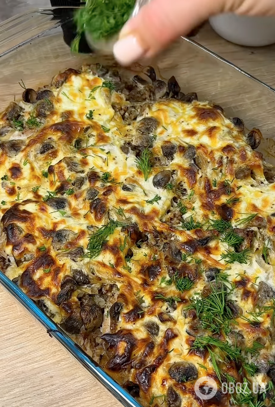 М'ясо "по-французьки" з гречкою: рецепт ситної та смачної страви для обіду та вечері