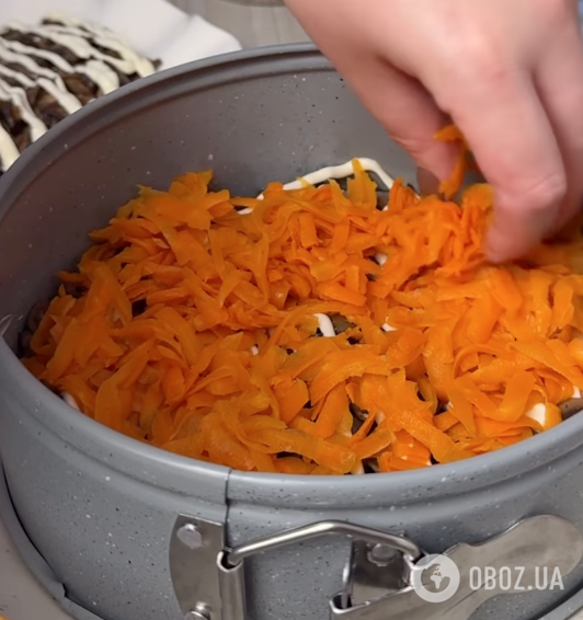 Салат "Киевский" для новогоднего стола: понравится всем гостям