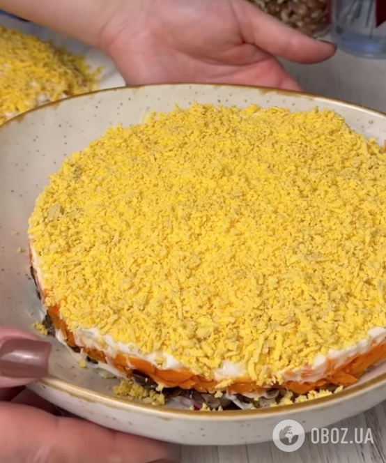 Салат "Киевский" для новогоднего стола: понравится всем гостям