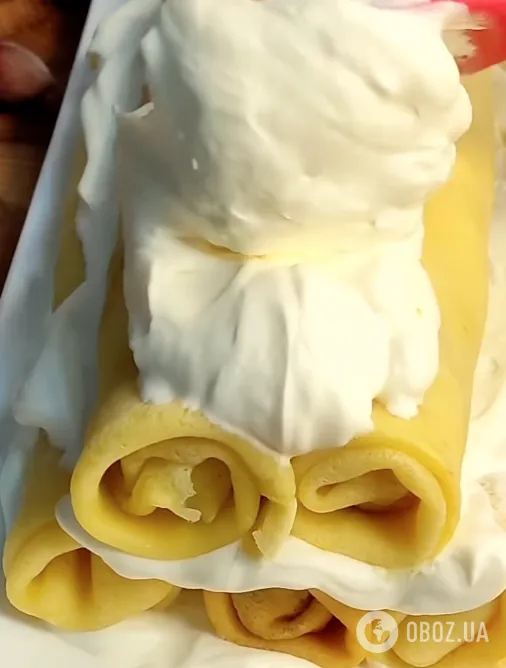 Млинцевий торт без випічки "Дрова під снігом": рецепт ідеального новорічного десерту