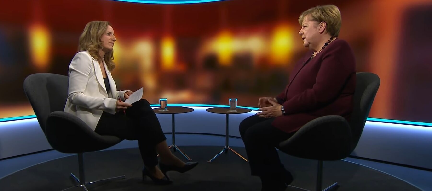 "Надо просто жить с фактом, что агрессия против Украины состоялась": Меркель заявила, что ее политика в отношении РФ была правильной