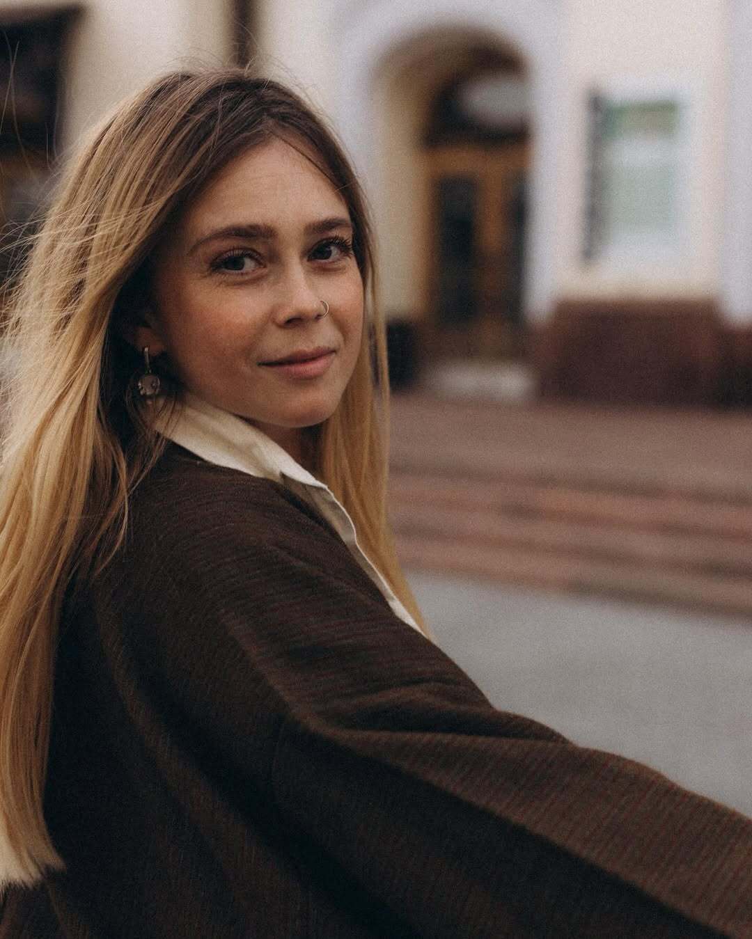 40-річна зірка "Фабрики зірок" Лавіка розсекретила стать майбутньої дитини: що відомо про її чоловіка