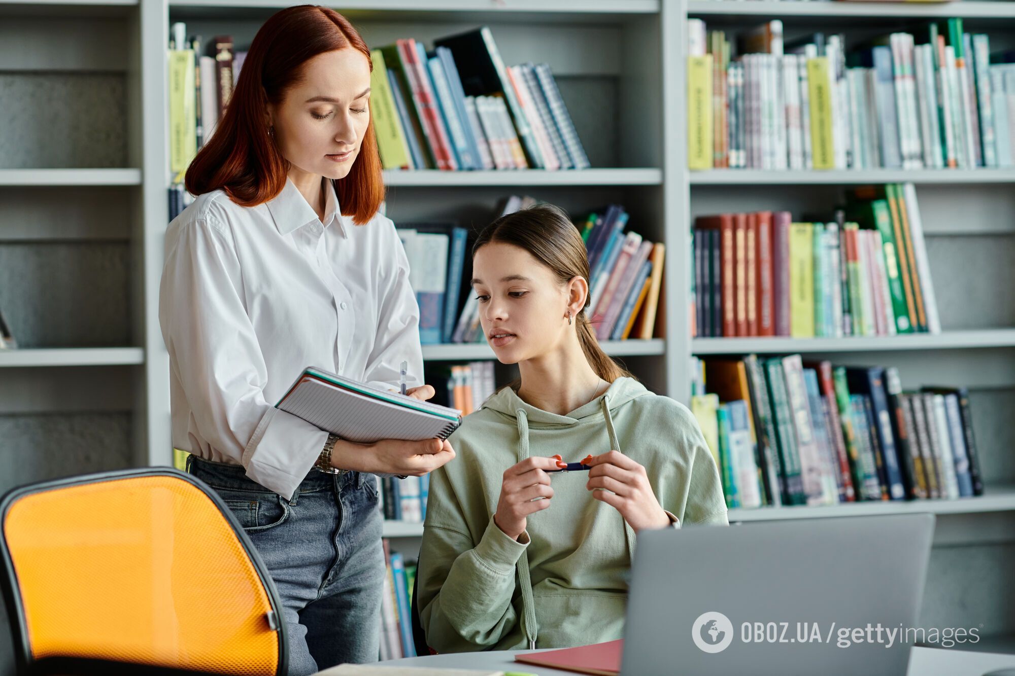 Ніхто нікого не сварить, п'ють чай зі смаколиками: як проходять батьківські збори в школах Нідерландів