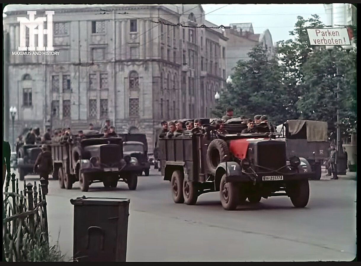 Харьков в 40-х годах: в сети показали интересные фото