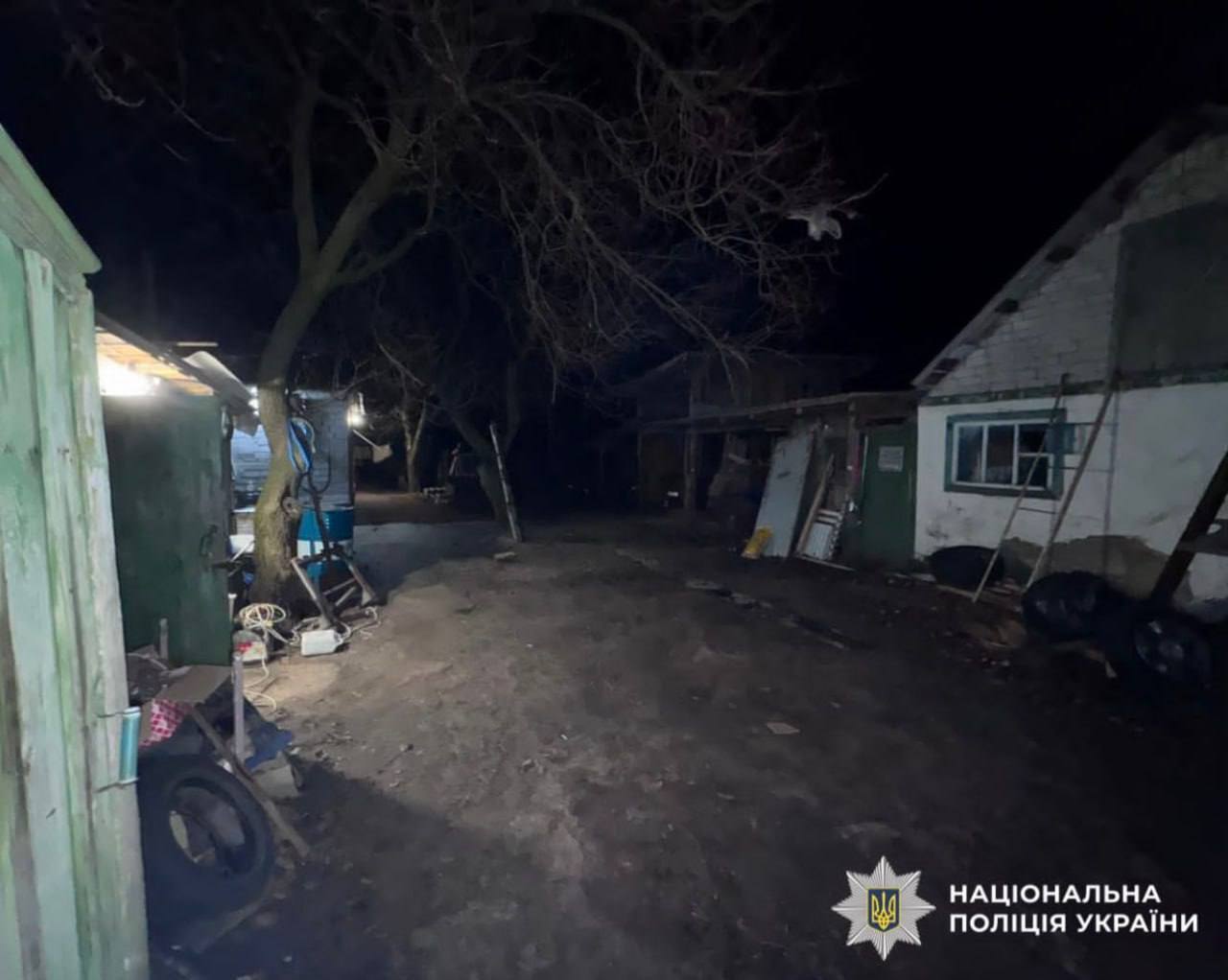 На Киевщине мужчина молотком доказывал свою правоту во время ссоры с сожительницей. Подробности и фото