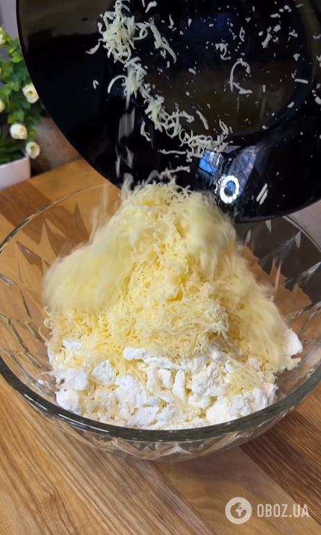 Ліниві трубочки з лаваша з сиром на перекус: готуються 10 хвилин