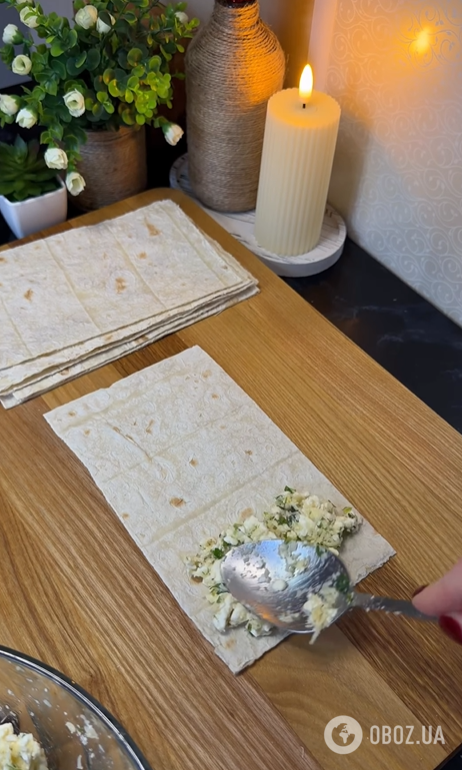 Ліниві трубочки з лаваша з сиром на перекус: готуються 10 хвилин