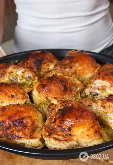 Соковита запечена курка в майонезі: ділимось рецептом найкращого маринаду