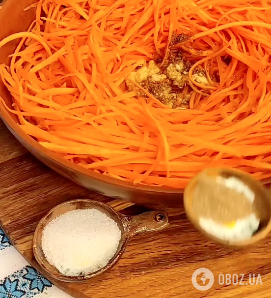 Морковь по-корейски "Пальчики оближешь": готовится закуска 5 минут