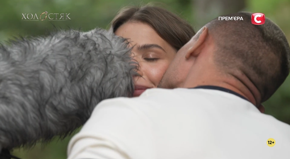 Побачення з українськими традиціями і церемонія троянд без Цимбалюка: як пройшов сьомий випуск "Холостяка 14"