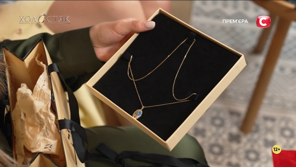 Побачення з українськими традиціями і церемонія троянд без Цимбалюка: як пройшов сьомий випуск "Холостяка 14"