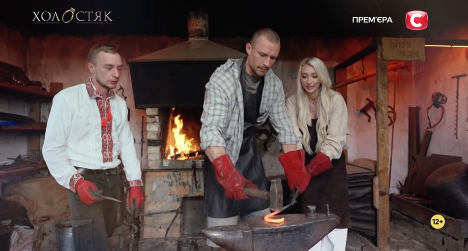 Побачення з українськими традиціями і церемонія троянд без Цимбалюка: як пройшов сьомий випуск "Холостяка 14"