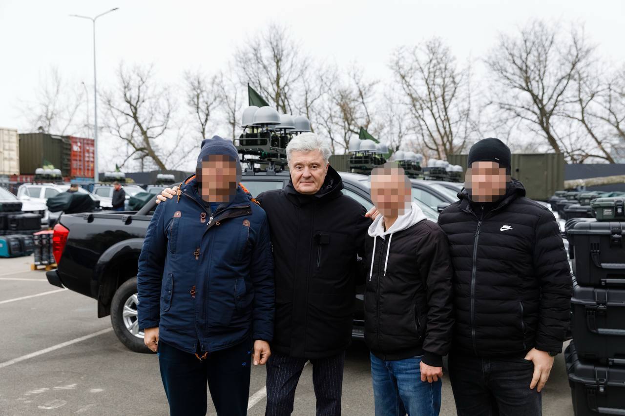 Порошенко передал подразделениям Нацгвардии комплексы "Ай-Петри" для прикрытия критической инфраструктуры