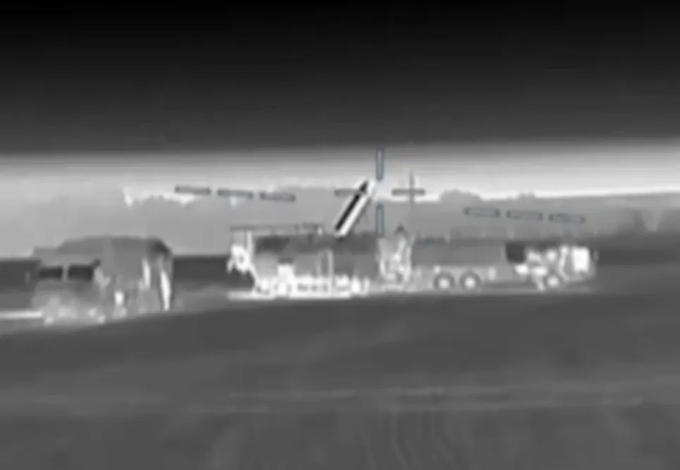 Мінус С-400 "Тріумф" і не тільки: ГУР показало ексклюзивні кадри ураження об’єктів ППО ворога у Криму. Відео