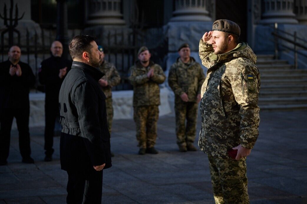 От них зависит результативность в наступлении и защите: Зеленский отметил воинов инженерных войск государственными наградами. Фото и видео