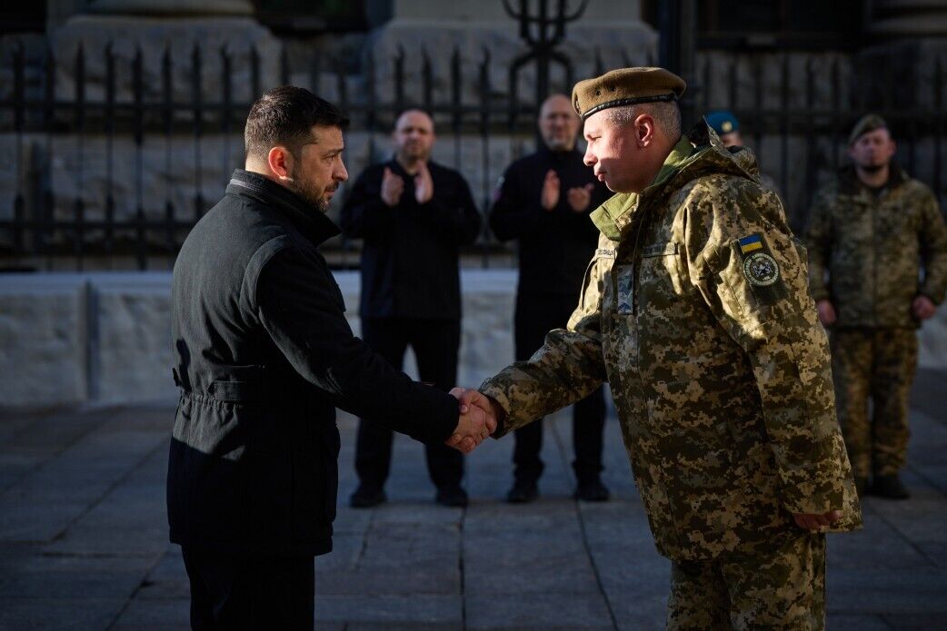 От них зависит результативность в наступлении и защите: Зеленский отметил воинов инженерных войск государственными наградами. Фото и видео