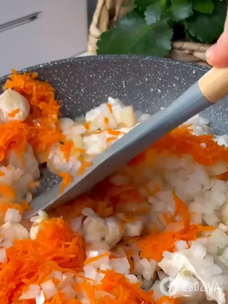 Самый вкусный сырный суп на курином бульоне: как приготовить блюдо для обеда